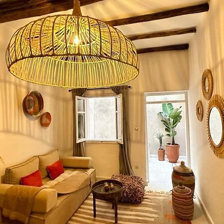 En Plein Coeur De La Medina Apartman Szavíra Kültér fotó