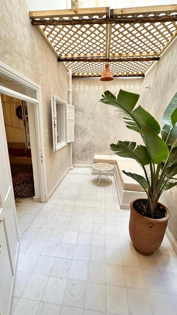 En Plein Coeur De La Medina Apartman Szavíra Kültér fotó